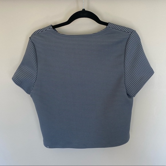 Lululemon Shaped Short Sleeved Shirt - Picture 2 of 10